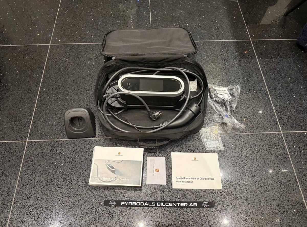 Porsche Mobile Charger Connect + Väggfäste - NYTT - *MOMS*